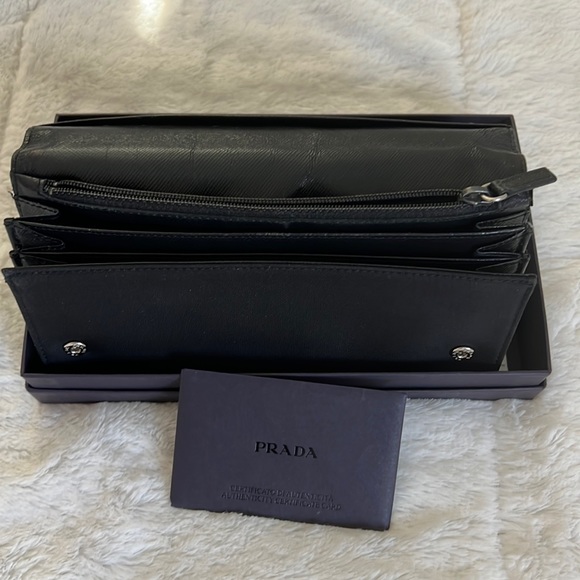 Authentic🖤PRADA MILANO Tessuto Black Nylon Long Unisex Wallet - Picture 5 of 12